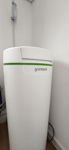 Einziehen, wohlfühlen und energieeffizient leben – Einbauküche inklusive! – Entkalkungsanlage