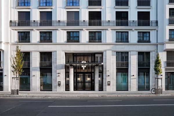 OFFICE / PRACTICE SPACE IN BERLIN’S PRIME LOCATION WITH CONCIERGE