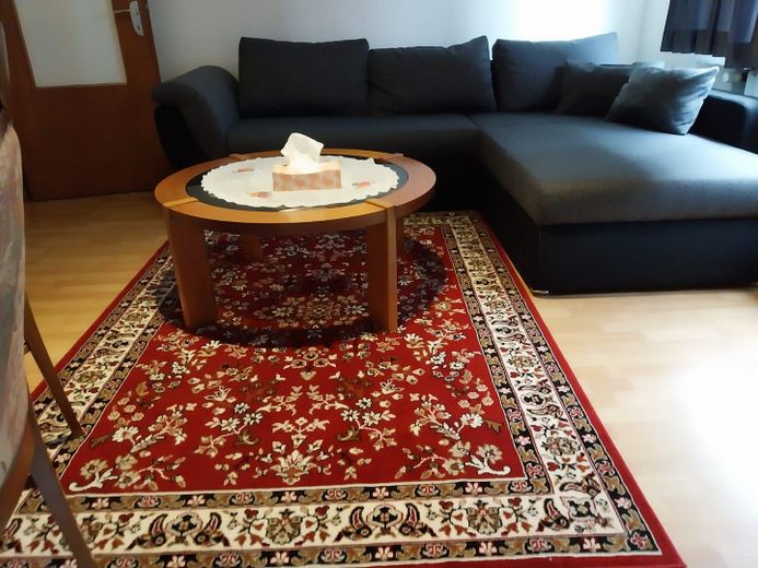 3 Familienhaus zu verkaufen – EG