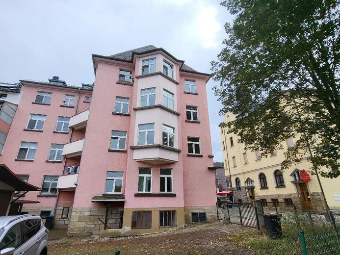 Neu sanierte 2-Raum Wohnung im Zentrum von Rodewisch – Rückansicht