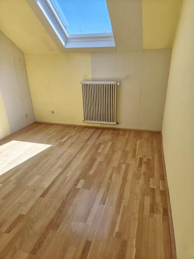 Gemütliche 2-Zimmer-Wohnung in verkehrsgünstiger Lage von Essen-Katernberg zu vermieten – Foto 1