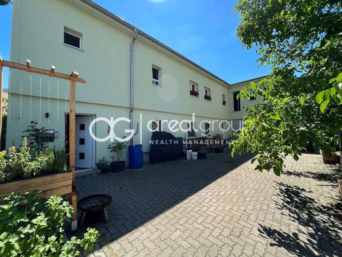 Gepflegtes Mehrfamilienhaus in ruhiger Lage in Halle - südliche Innenstadt – Remise