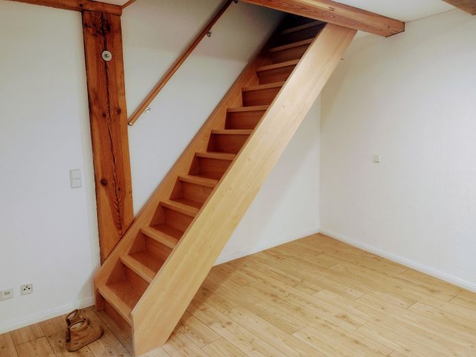 Treppe in 1. OG