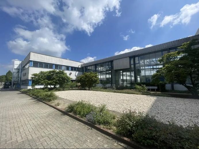 Lagerfläche mit Büro zur Miete in Osnabrück Fledder - Provisionsfrei – Gebäude