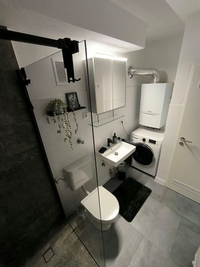 Badezimmer 2