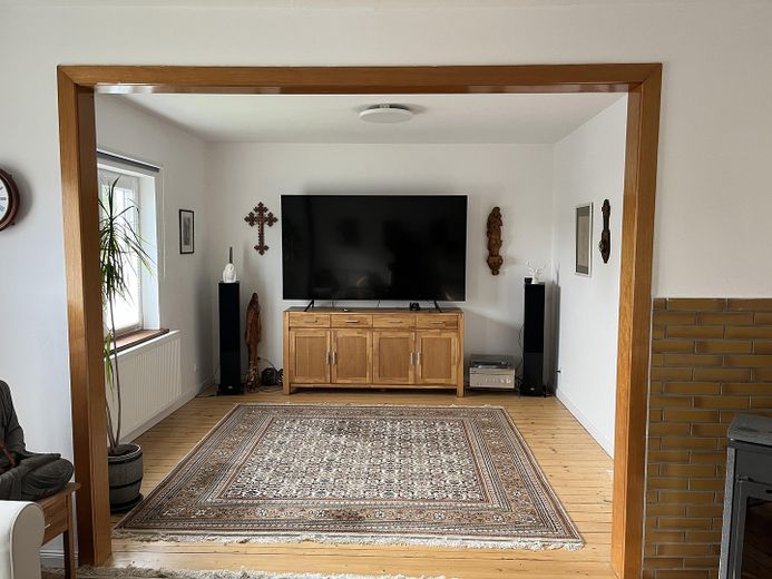 Spacious house, 165 sqm, with building plot on a 2,300 sqm property – Wohnzimmer