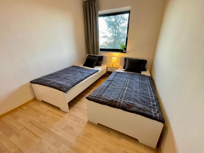 Balkonlu, asansörlü, ankastre mutfaklı, yüzme havuzlu/saunalı ve isteğe bağlı kapalı otopark yeri bulunan, tamamen mobilyalı 49 m² daire – Fotoğraf 3