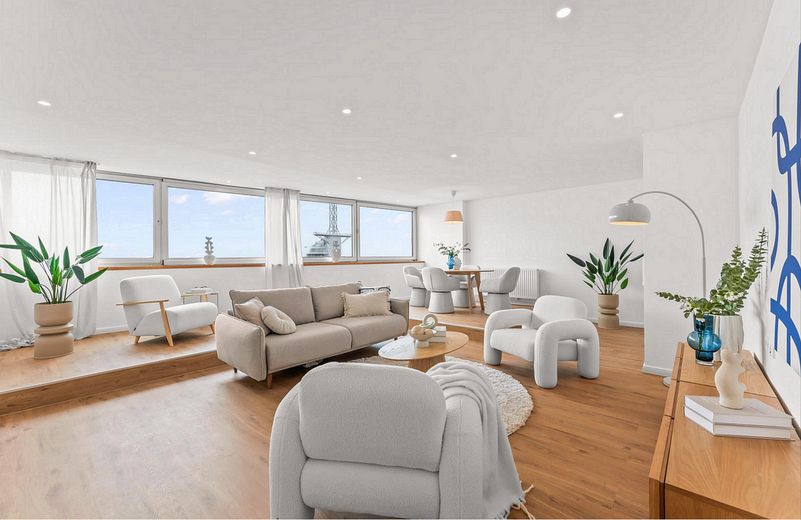 Esclusivo appartamento in città con vista spettacolare su Bremerhaven – pronto per essere abitato – senza provvigione! – Wohnzimmer