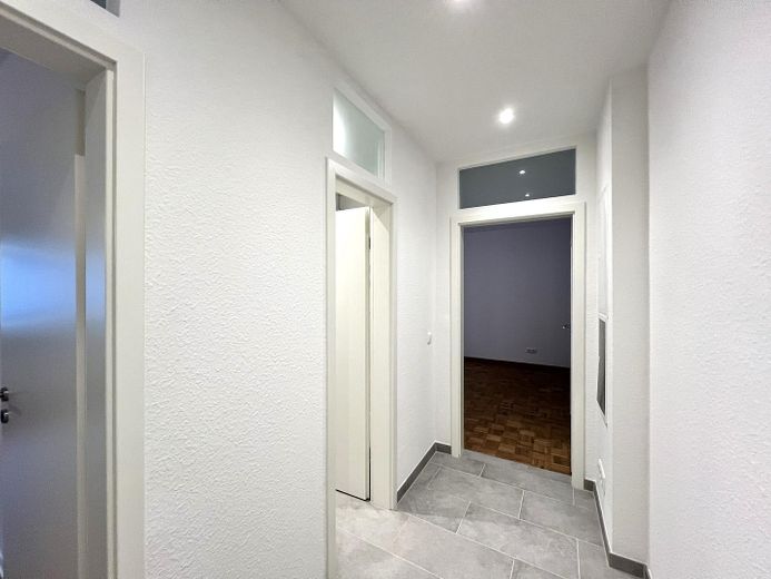 Flur zum Wohn- und Esszimmer