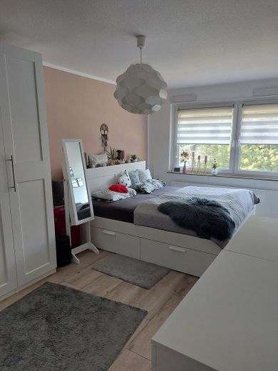 yenilenmiş 3 odalı daire 84qm,bodrum,balkon,park yeri 30853 Alt-Langenhagen'da – Fotoğraf 22