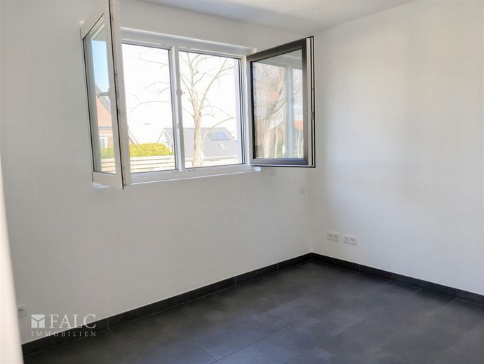 Einziehen &amp; wohlfühlen: Moderne Wohnung mit Balkon und energetischen Bestwerten (A+) – Schlafzimmer