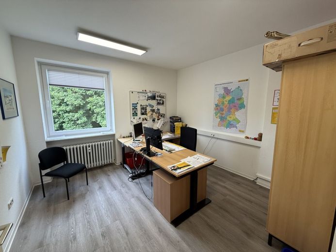 Attraktive Kapitalanlage mit ca. 6,45 % Rendite - Postverteilzentrum mit Wohn- und Gewerbeeinheiten in Herford – Arbeitszimmer OG