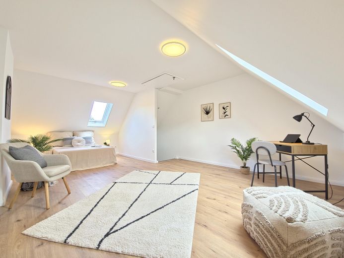 Studio/ Dachgeschoss 1