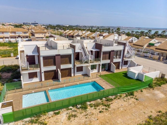 Penthouse direkt am Meer mit Meerblick – Foto 1