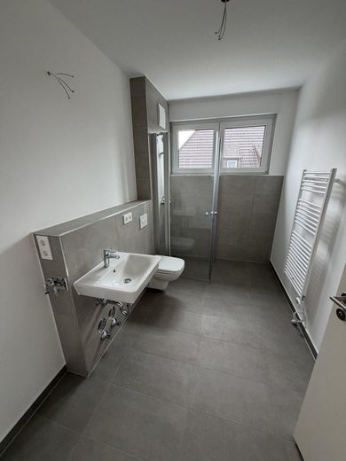 Exclusief 3-kamerappartement met tuin – ideaal voor thuiswerken en ontspanning – Duschbad