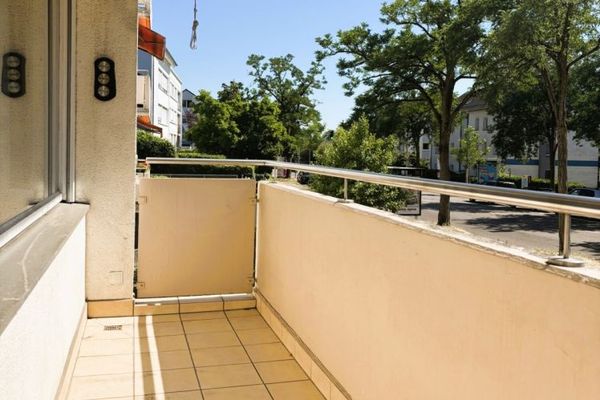 Appartamento al Rotenbühl con garage, 2 balconi e molto spazio. Non lasciatevelo sfuggire!