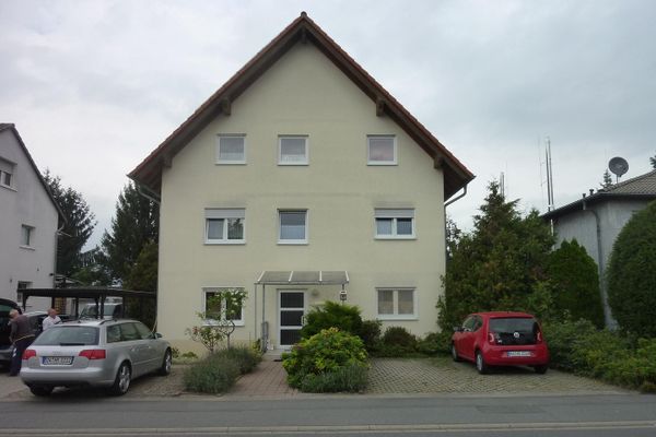3 Zimmer, Küche Bad und WC im 1. OG eines MFH in Pfungstadt