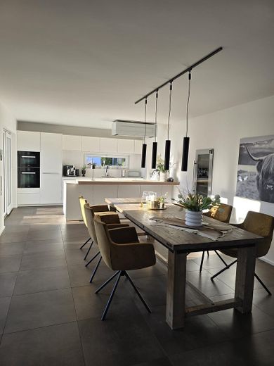 Modernes A+ Einfamilienhaus in Top Lage im Hanseviertel Lüneburg – EG Essbereich/Küche