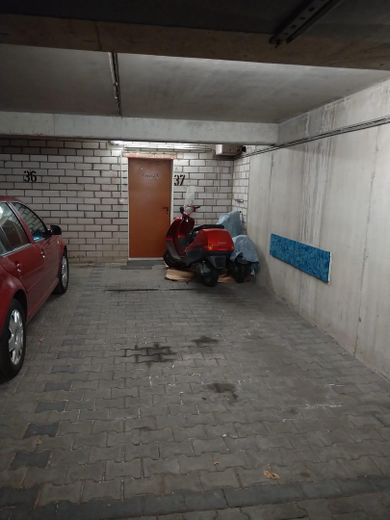 Stellplatz mit Zugang ins Haus