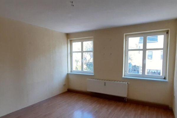 Appartamento di tre locali in posizione tranquilla con buona vista panoramica