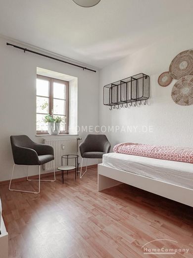 27202 HomeCompany Dresden Möbliert/Furnished 3-Zimmer Wohnung mit Balkon in Dresden-Naußlitz max. 4 Personen – 453b75d96ff9865a5cf2615dd1e3255e9c52327c.jpg