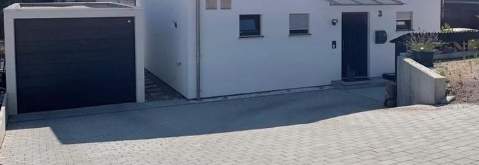 Exklusives SchwörerHaus in traumhafter Lage – Wohnen direkt an den Weinbergen