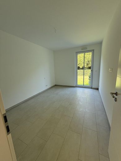 Nur 100 m vom Meer entfernt - Stilvolle 3 ZKB Wohnung mit Marken EBK u. TG Stellplatz – फोटो 15