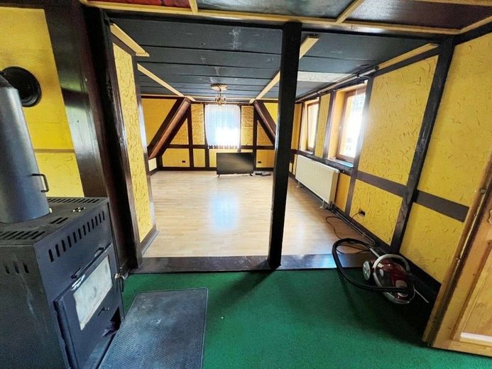 RUHIGES EINFAMILIENHAUS IN GEFRAGTER LAGE – Wohnzimmer Obergeschoss