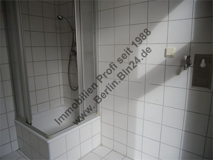 Saniert - Mietwohnung - 2 Personenhaushalt – Dusche