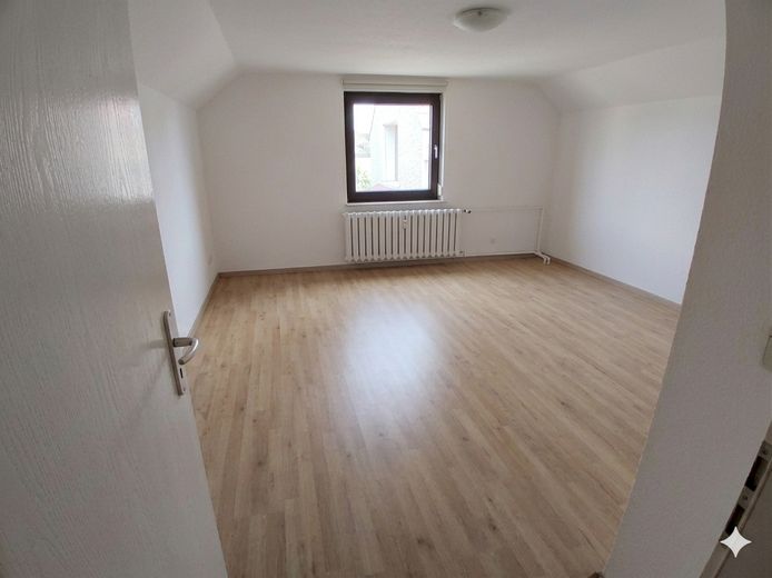 OG hinten Zimmer 2