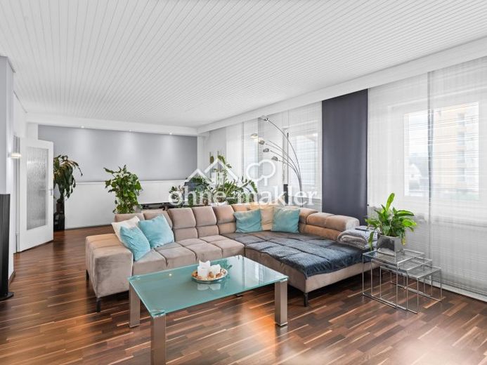 Moderno appartamento di 3 locali a Norimberga-Ovest con cucina componibile e garage opzionale – Foto 1