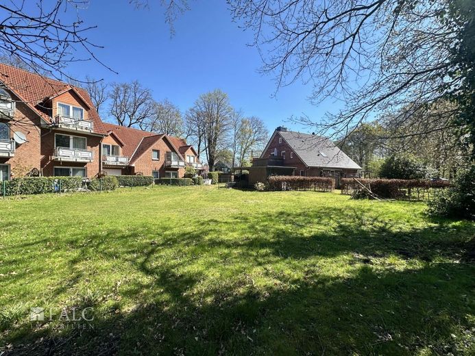 Einfamilienhaus mit Einliegerwohnung und Baugrundstück in zentraler Lage von Himmelpforten – ndstück mit Blick auf das Wohnhaus