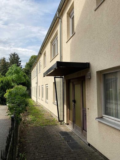 Großzügige Gewerbefläche für Praxis, Büro, Handel oder Wohnen + eine Eigentumswohnung (ohne Makler) – Bild 1