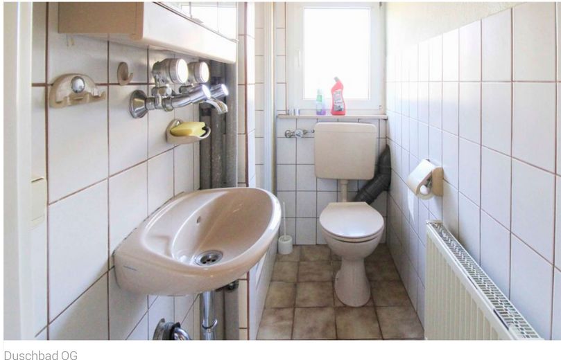 5 1/2 Zimmer Wohnung in ruhig gelegenem Zweifamilienwohnhaus mit sonnigem Garten – OG Bad