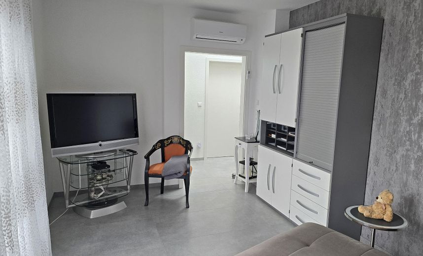 Kinder-/Arbeitszimmer 2