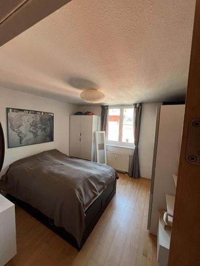 Amplio apartamento de 2 habitaciones en Colonia-Ehrenfeld – Schlafzimmer
