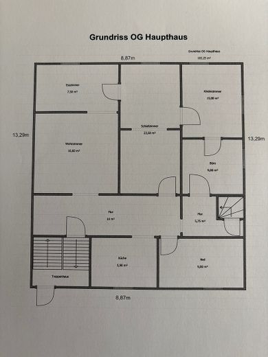 Einfamilienhaus mit Nebengebäude, Hof und Garage – Foto 26