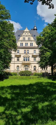 600 Meter Schloss Abtnaundorf