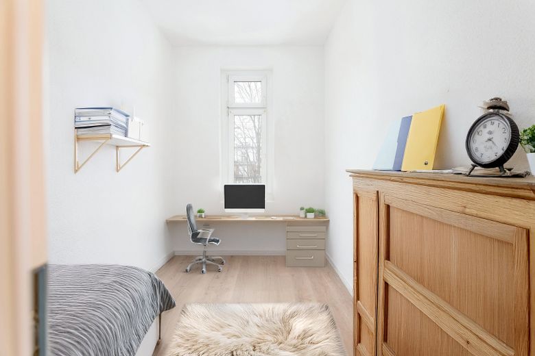 Arbeits/Gästezimmer (Möbel AI)