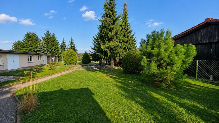 PROVISIONSFREI | Familienhaus mit großem Traumgrundstück, Werkstatt, Garage und Ausbaureserve – Bild 3