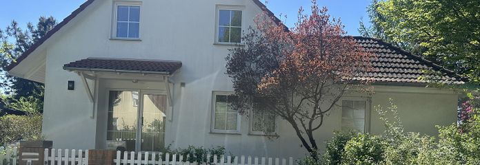 Straßenansicht-Eingang