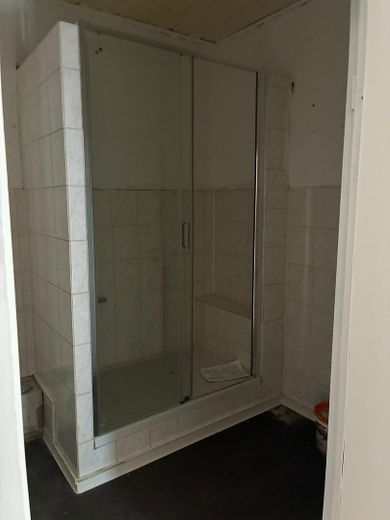 2,5-Zimmer-Wohnung im 1. Obergeschoss in Herne-Crange (unser Fritz) – Dusche und Silikon NEU 
