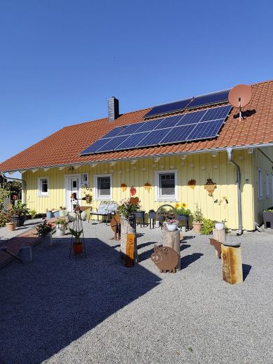 Einfamilienhaus Doppelgarage Schwedenhaus großes Grundstück – Foto 1