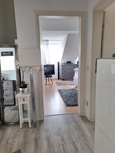 Helle 3-Zimmer-Dachgeschosswohnung mit Balkon und Parkplatz in Ludwigsfelde-Genshagen – Foto 7