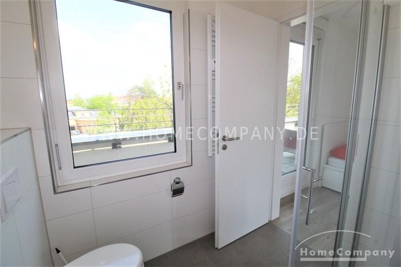 23164 HomeCompany Dresden Möbliert/Furnished Studio Dachgeschoß-Apartment in Dresden-Strehlen/Uninähe mit Terrasse! max. 2 Personen – 6a11fe459e41339bc0cbee734b4d9b19de66c6e0.jpg