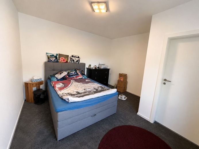 Viel Platz für Visionen - Sanierungsobjekt mit Scheune und großem Grundstück – Schlafzimmer 2