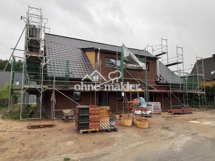 Erstbezug: Eine moderne Doppelhaushälfte in Thomasburg – 4 Zimmer, 118 m² – Foto 1