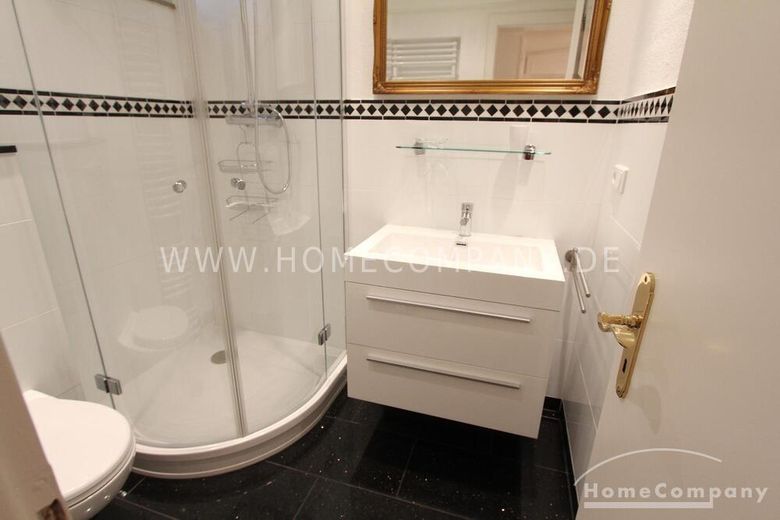 Designer-Appartment mit 1,5 Zimmern und mit separatem Schlafbereich und eigenem Eingang! – 9bd8823a200fa4792cbc3bb0eb1c9a60295bf88c.jpg