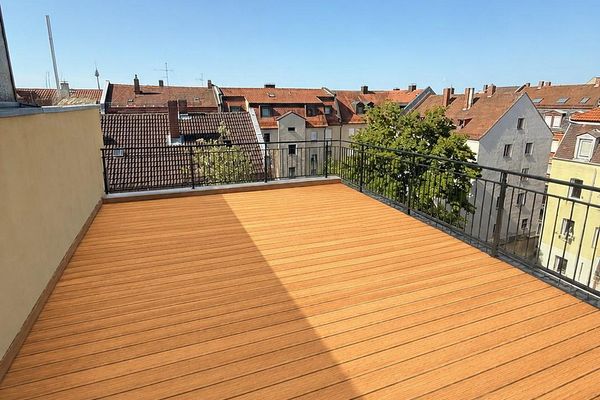 Erstbezug DG Wohnung mit traumhafter Dachterrasse