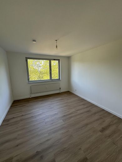 Gemütliche Wohnung (3 ZKBB) im Stadtteil Ko-Karthause inkl. Einbauküche, Balkon und Tiefgarage – 1. Schlafzimmer 
